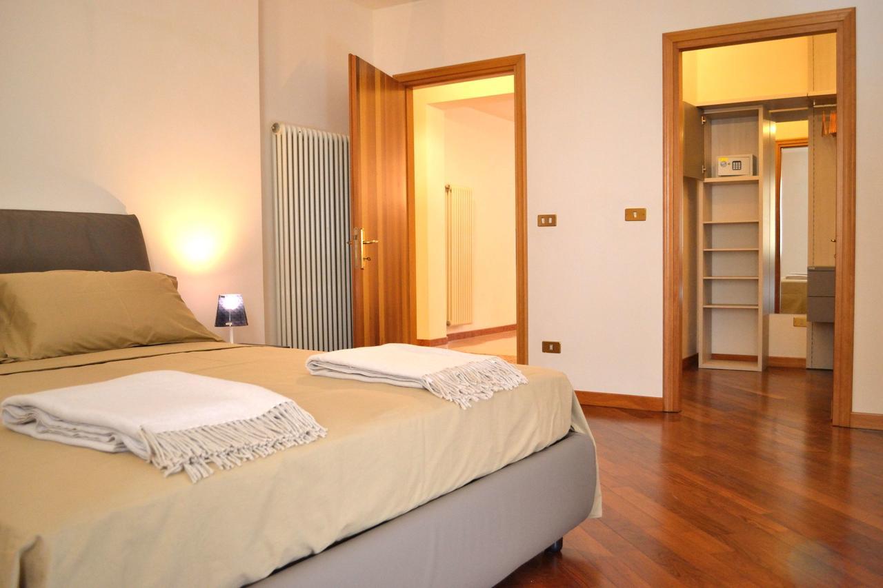 Portico Oscuro Deluxe Apartment - Centro Citta Treviso Exterior photo